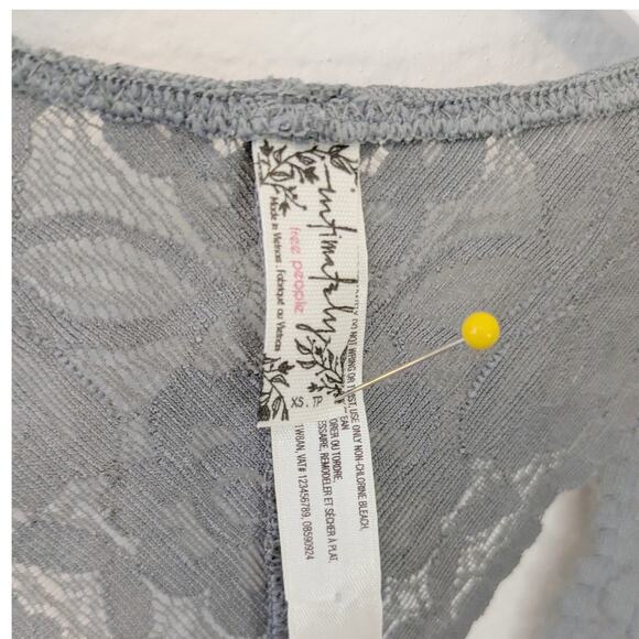 INTIMATELY Free People Lace Mesh Racerback Bralette Wireless Gray Sz XS - Picture 6 of 6
